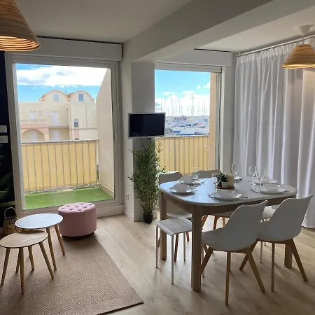 Appartement Bel Avec Piscine Et Vue Bateaux Gruissan